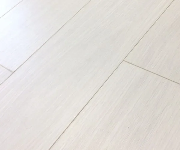 Ламинат Egger Comfort EC1011 Дуб белый песок